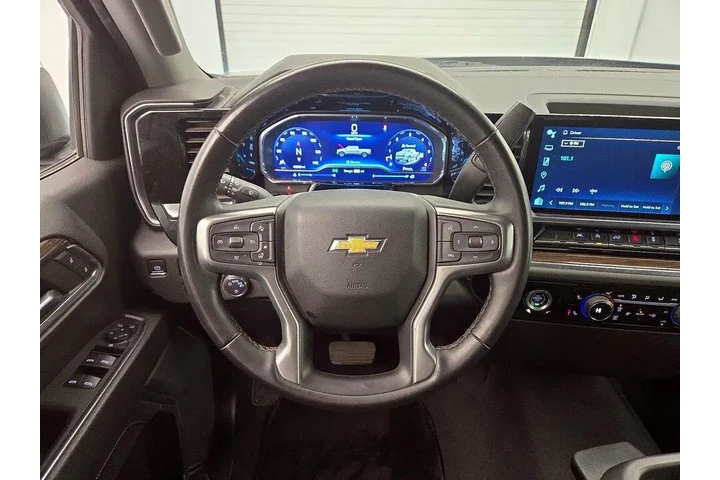 $38998 : Chevrolet Silverado 1500 202 image 10