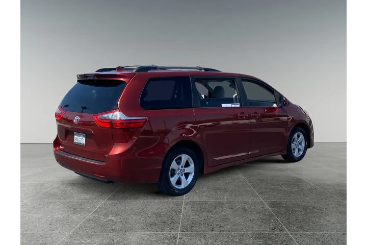 $29013 : Toyota Sienna 2020 LE 7-Pass image 5