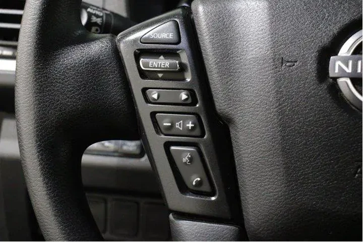 $35998 : Nissan Frontier 2024 4x2 SV image 9