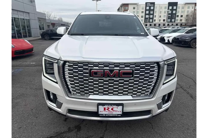 $51910 : 2021 Yukon Denali image 4