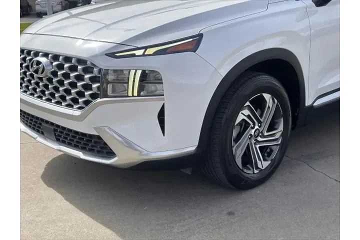 $20521 : Hyundai SANTA FE 2022 SEL 4d image 6