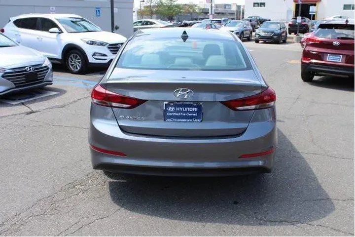 $12765 : Hyundai ELANTRA 2018 SEL 4dr image 6