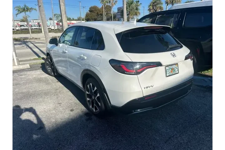 $28990 : Honda HR-V 2026 EX-L 4dr Cro image 4
