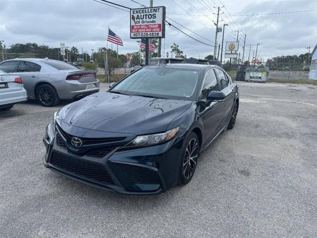 $20997 : 2021 Camry SE image 1