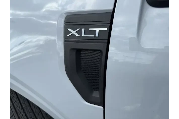 $32000 : Ford Maverick 2025 AWD XLT 4 image 3