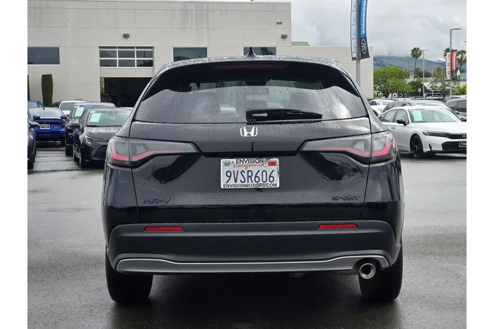 $29746 : Honda HR-V 2026 AWD Sport 4d image 6