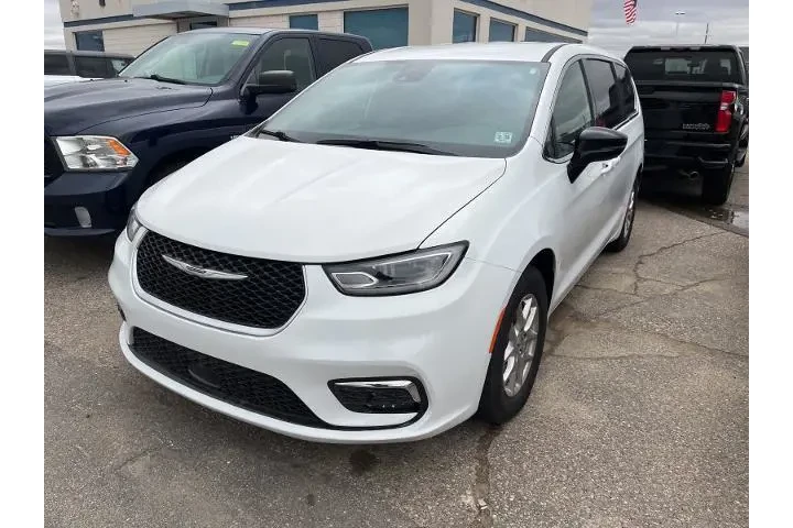 $31995 : Chrysler Pacifica 2025 Selec image 3