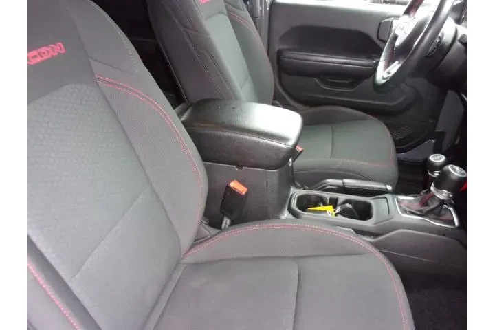 $37850 : Jeep Wrangler Unlimited 2019 image 5