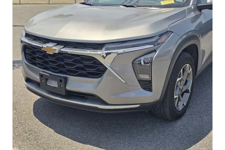 $23999 : Chevrolet Trax 2025 LT 4dr C image 10