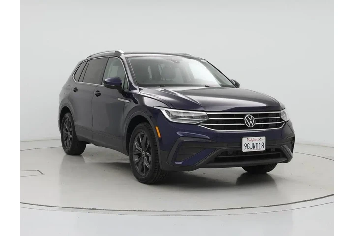$22998 : Volkswagen Tiguan 2023 SE 4d image 1