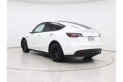 $33998 : Tesla Model Y 2021 AWD Long thumbnail