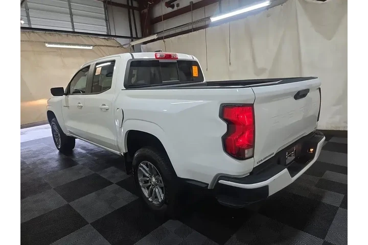 $29990 : Chevrolet Colorado 2024 4x2 image 4