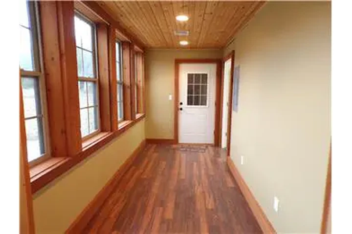 $2500 : Rental property with 3 bedro image 7