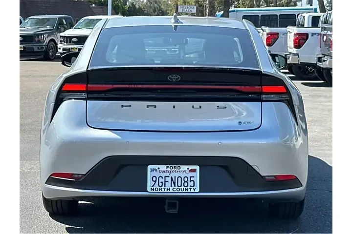 $24000 : Toyota Prius 2023 LE 4dr Hat image 5