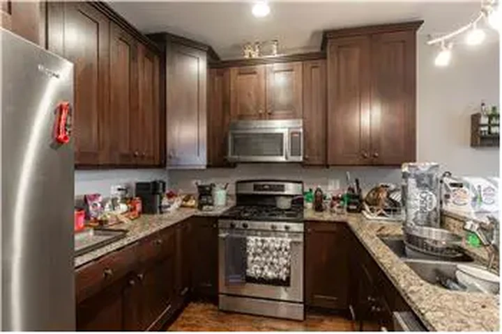 $5495 : Rental property with 3 bedro image 9