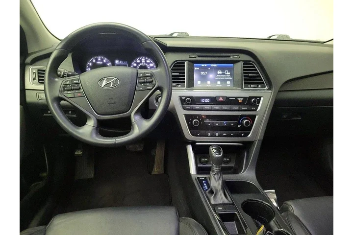$15998 : Hyundai SONATA 2017 Sport 4d image 10