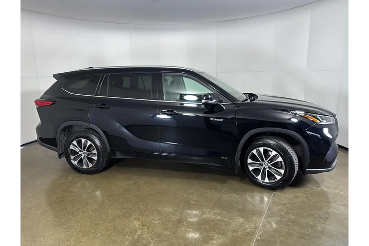 $29293 : 2021 Highlander Hybrid XLE image 8