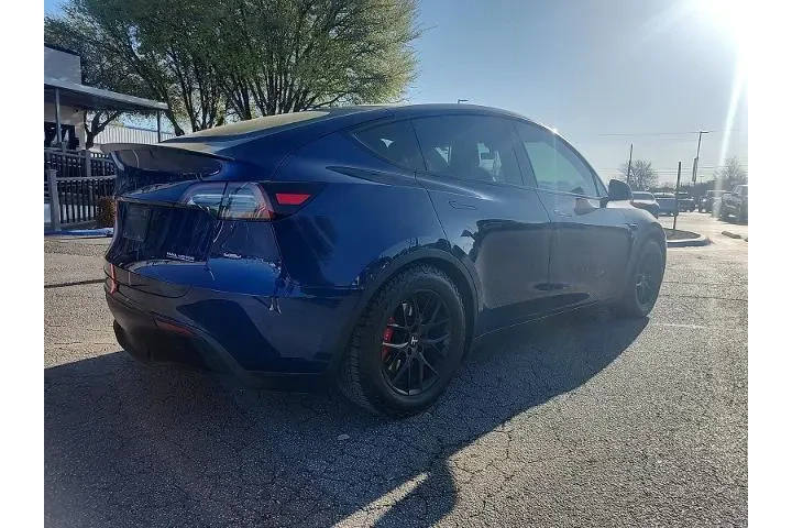 $30998 : Tesla Model Y 2022 AWD Perfo image 3