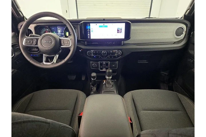 $33998 : Jeep Wrangler 2025 4x4 Sahar image 8