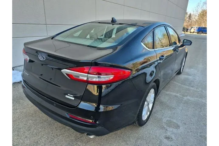 $12450 : Ford Fusion 2019 SE 4dr Seda image 6