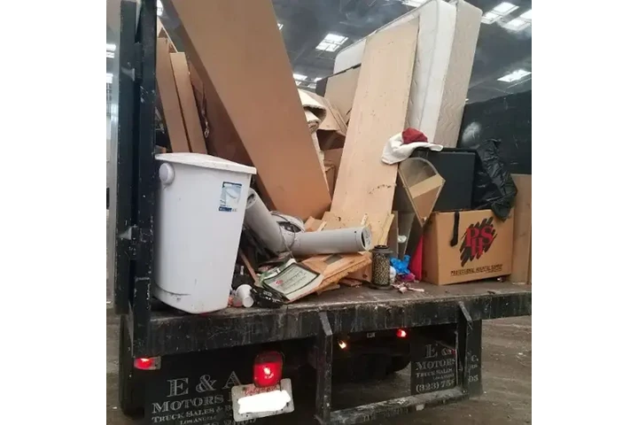 SERVICIO DE DEMOLICION image 3