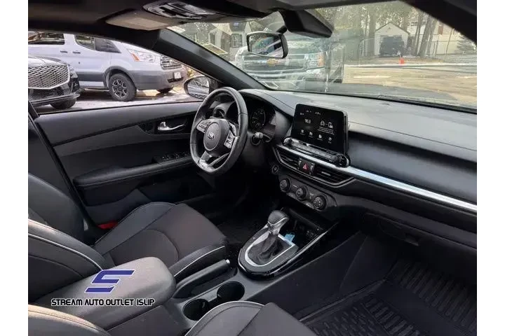 $14395 : Kia Forte 2020 GT Line 4dr S image 7