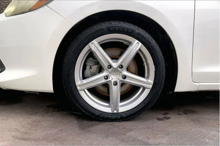 $11985 : Acura ILX 2016 4dr Sedan w/P image 9