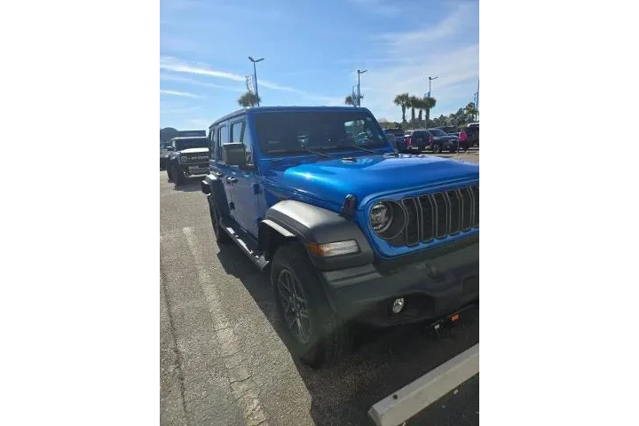 $37331 : Jeep Wrangler 2024 4x4 Sport image 2