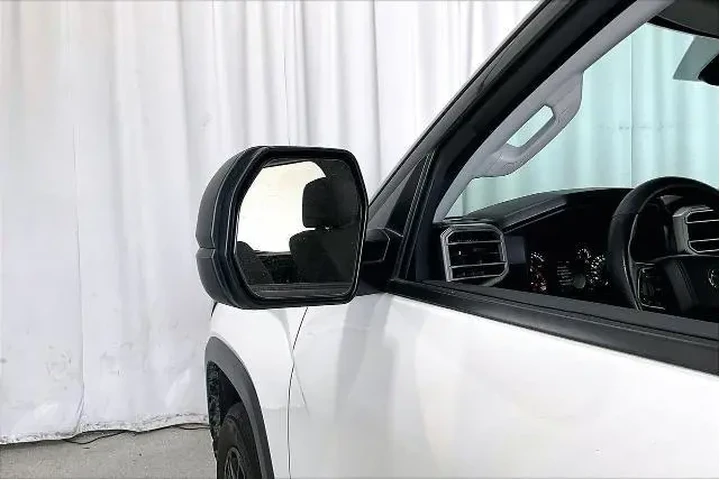 $33161 : Toyota Tundra 2022 4x2 SR5 4 image 10