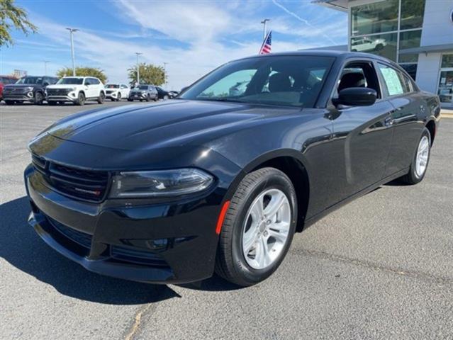 $25795 : 2022 Dodge Charger image 3