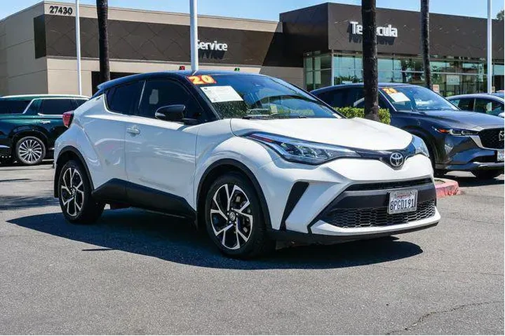 $17500 : Toyota C-HR 2020 XLE 4dr Cro image 3