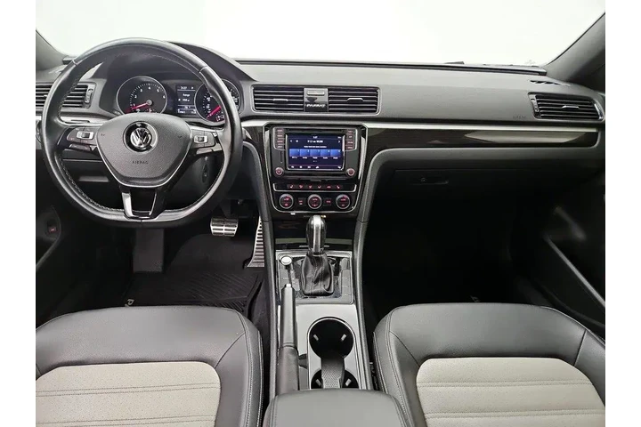 $15998 : Volkswagen Passat 2018 V6 GT image 9