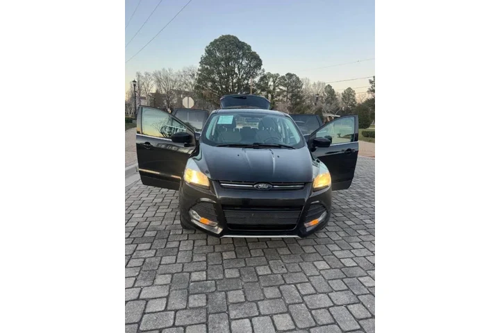 $4000 : 2014 Escape SE image 10