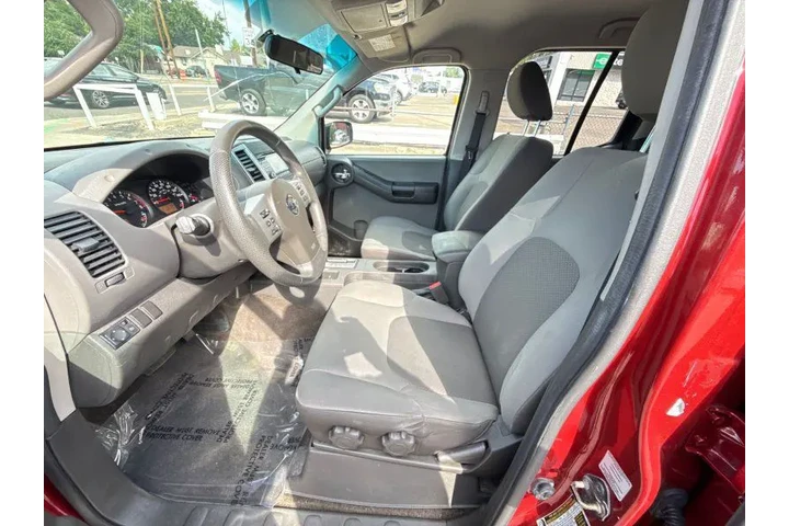 $11995 : 2014 Xterra S image 9