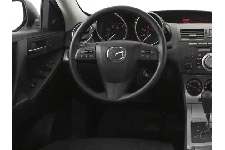 $10299 : 2011 3 i Touring image 4