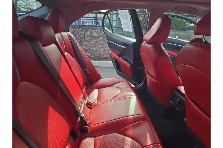 $17995 : Toyota Camry 2018 XSE 4dr Se image 10