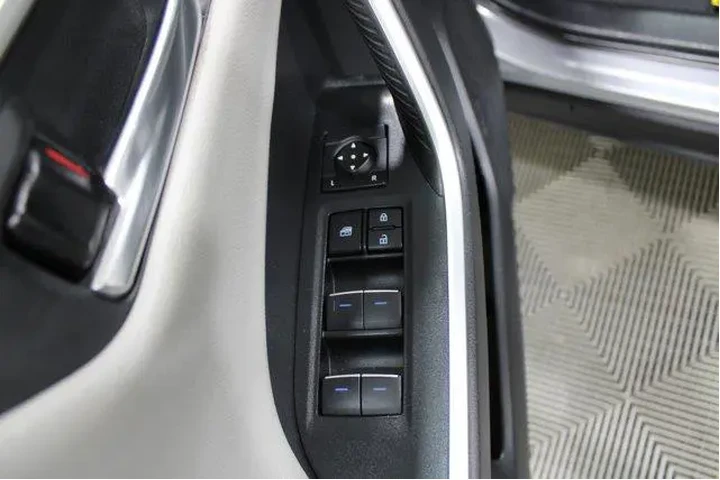 $35492 : Toyota RAV4 2022 AWD Limited image 7