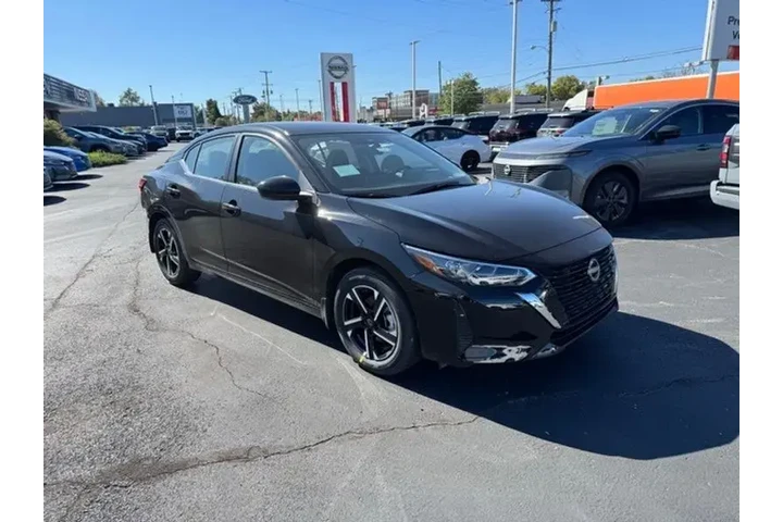 $20995 : Nissan Sentra 2025 SV 4dr Se image 4