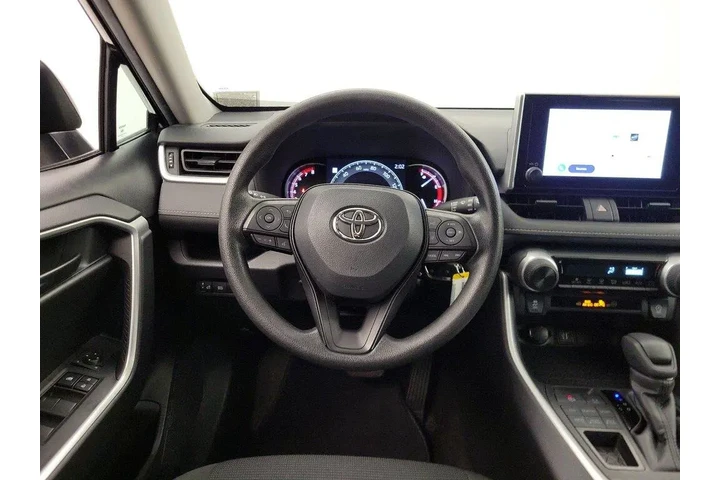 $27998 : Toyota RAV4 2024 AWD LE 4dr image 10