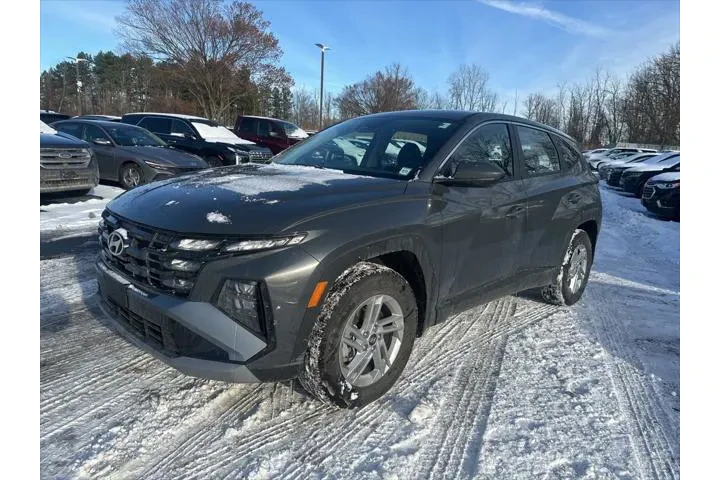 $27903 : Hyundai TUCSON 2025 AWD SE 4 image 7