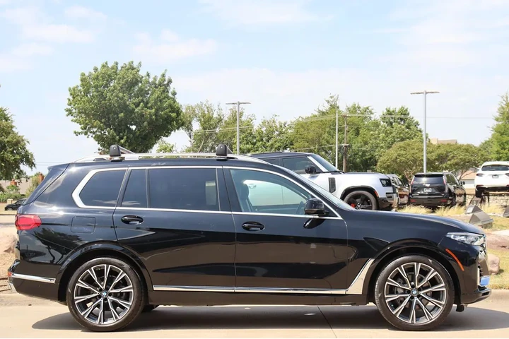 $36434 : 2020 X7 xDrive40i image 8