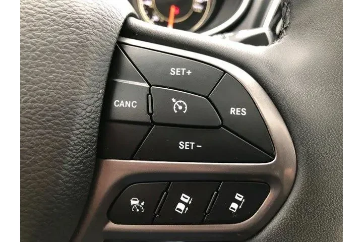 $28995 : Jeep Cherokee 2022 4x4 Limit image 6