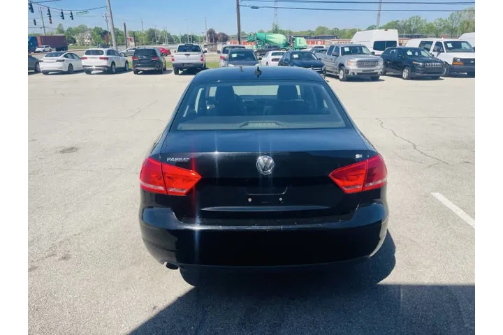 $5500 : 2013 Passat SE image 5
