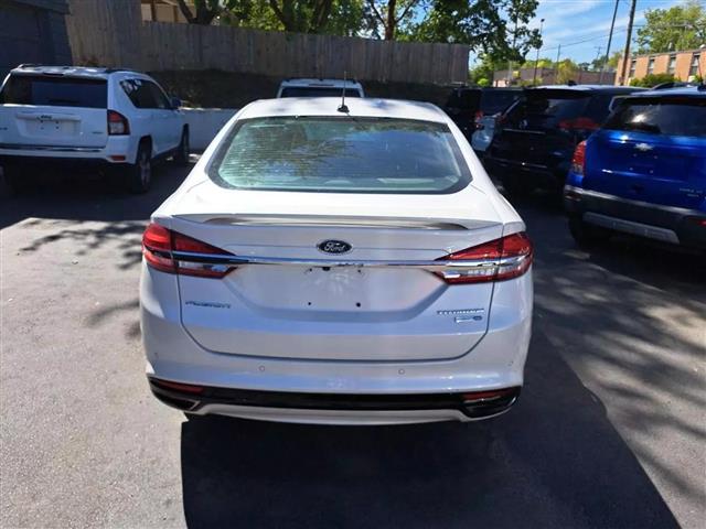 $13375 : 2017 FORD FUSION image 9