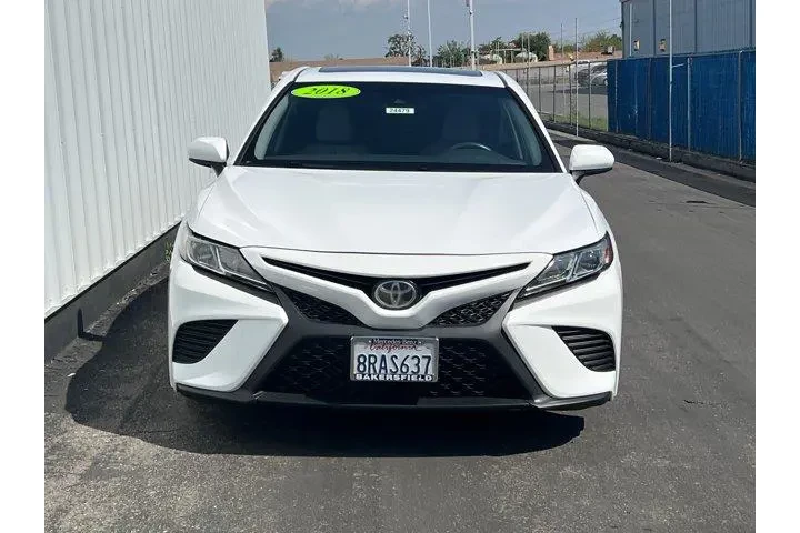 $17994 : Toyota Camry 2018 SE 4dr Sed image 2