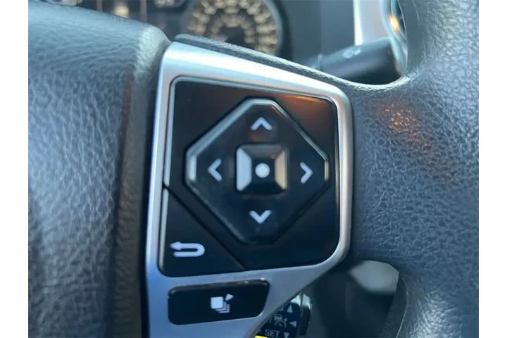 $35500 : Toyota Tundra 2021 4x4 SR5 4 image 7