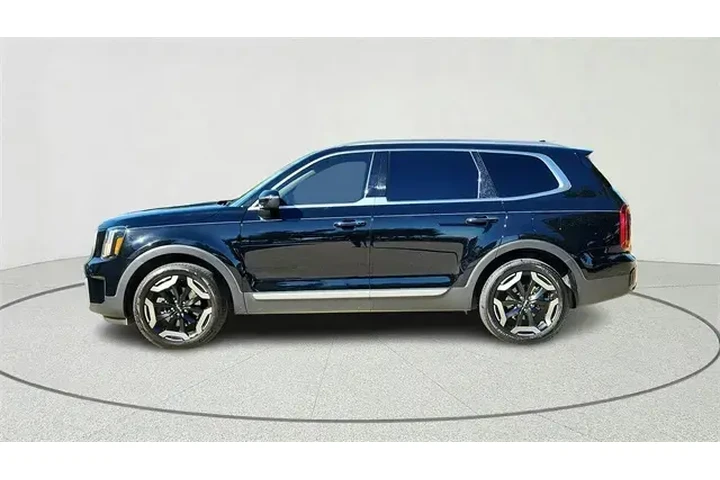 $30296 : Kia Telluride 2024 AWD S 4dr image 6