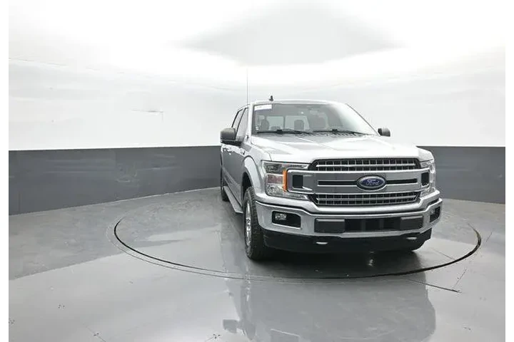 $26572 : Ford F-150 2020 4x4 Lariat 4 image 2