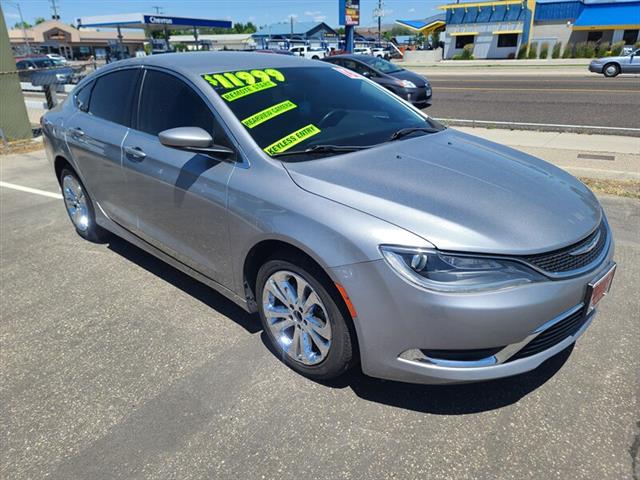 $11999 : 2016 200 Limited Sedan image 1