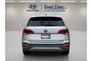 $17777 : Volkswagen Taos 2022 AWD SE thumbnail